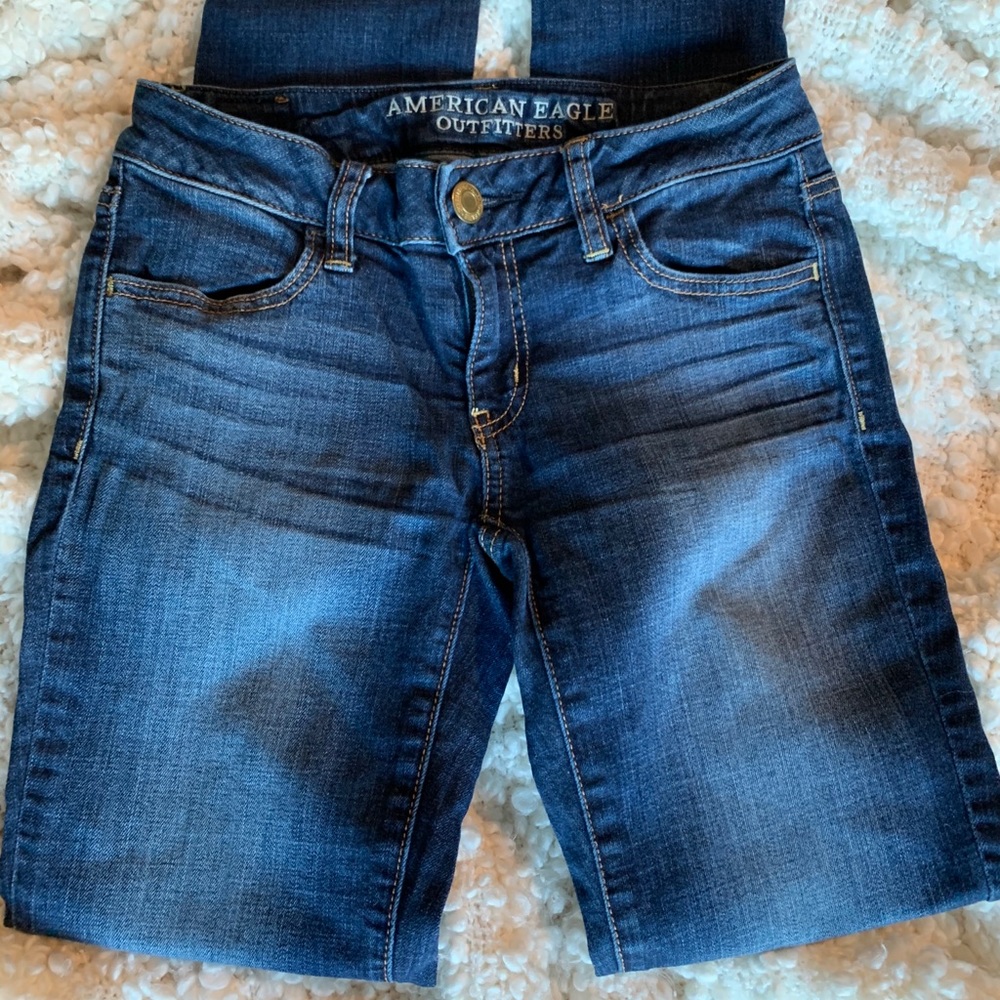 American Eagle Medium Wash Super Stretch Jeggings